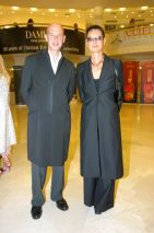 Хакамада Ирина со спутником